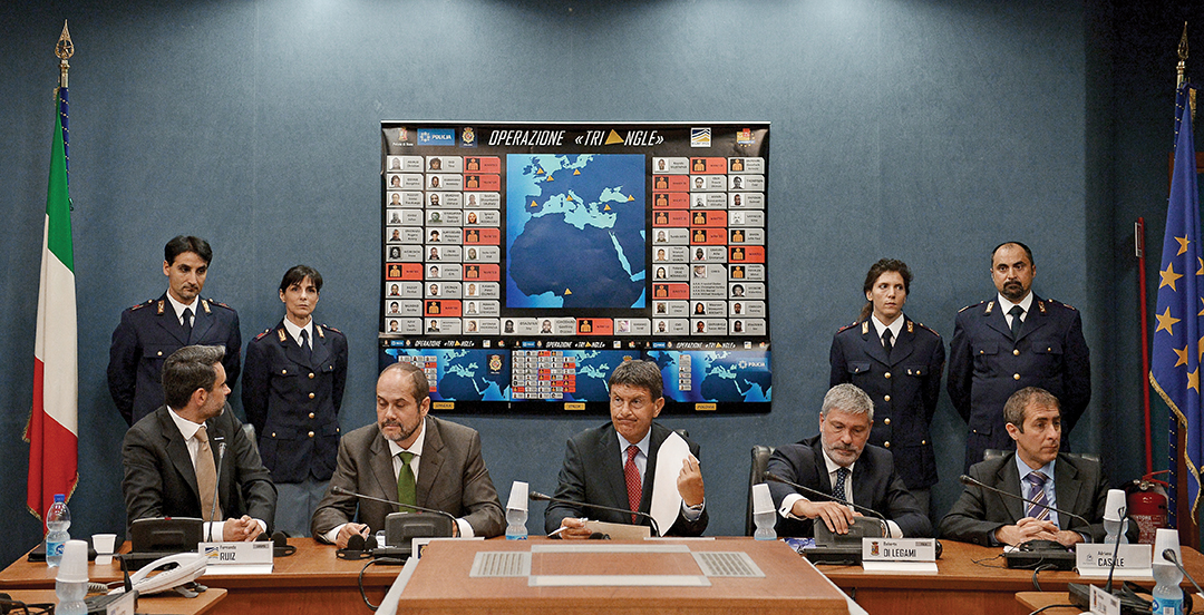 Полицейские управления из Италии, Испании и Польши объявили в октябре 2015 г. о ликвидации преступной киберсети, специализировавшейся на «фишинге». AFP/GETTY IMAGES