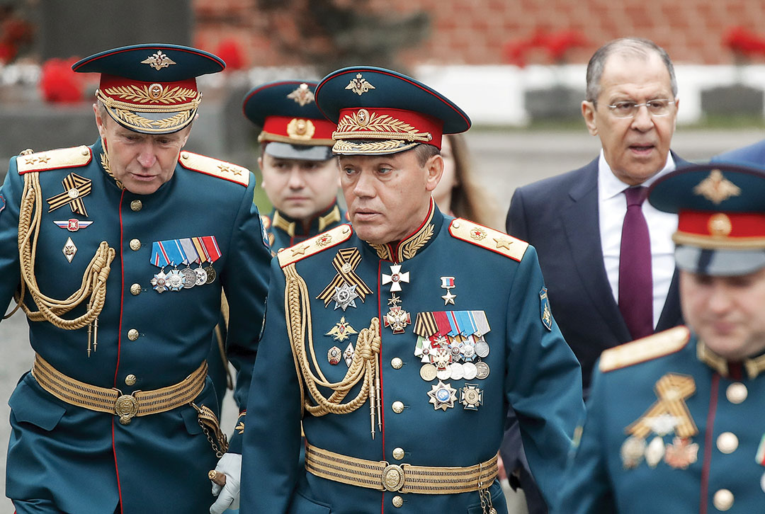 Фото генералов на параде